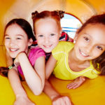 Coole Rutschen im Kletterbereich